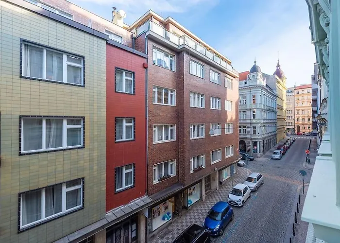 Side Praga